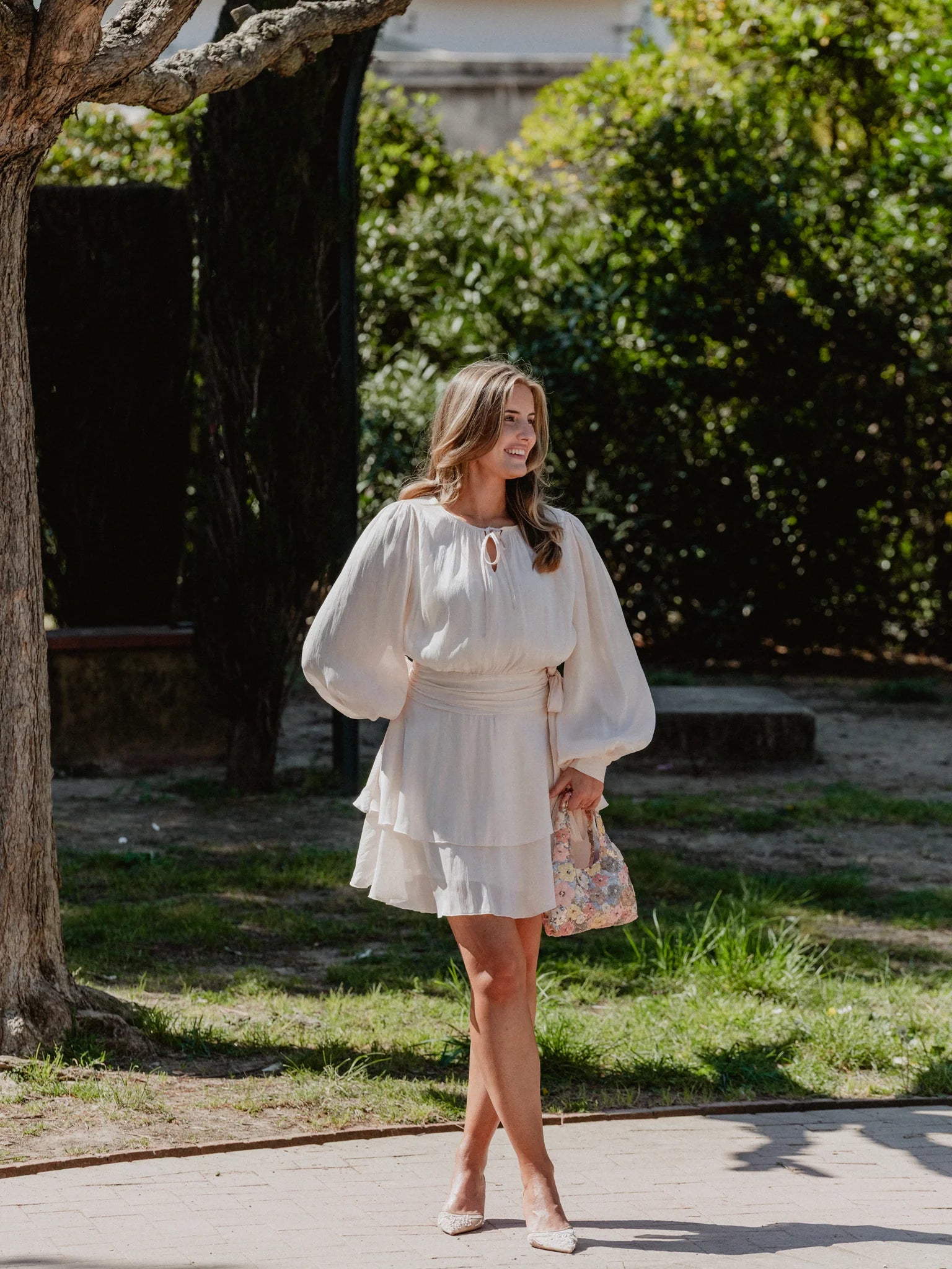 VMELISA Short Dress - White Swan